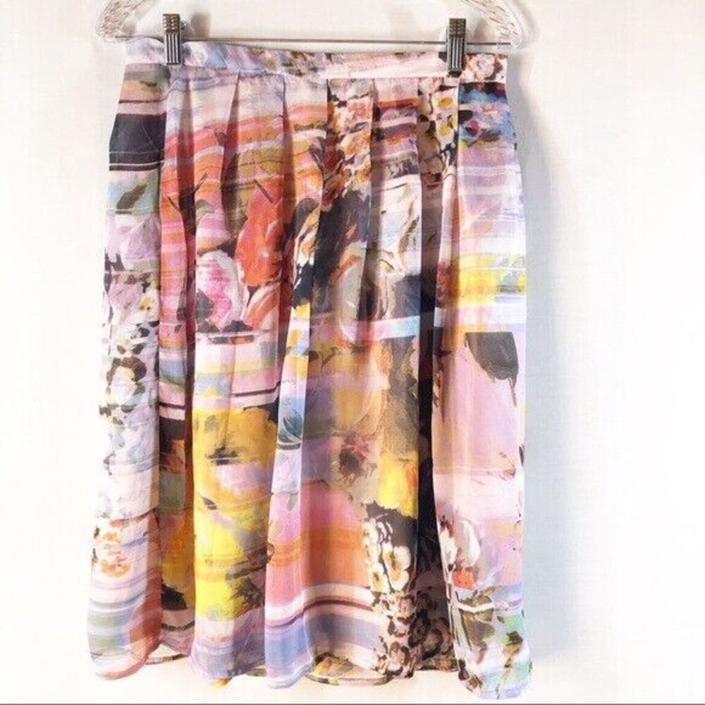 Hem & Thread Skirt‎ A-line Water color floral Sheer Lined Med